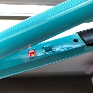 Accessories - GHD Candy Collection Mint 1” hair straightener Accessories - GHD Candy Collection Mint 1” hair straightener